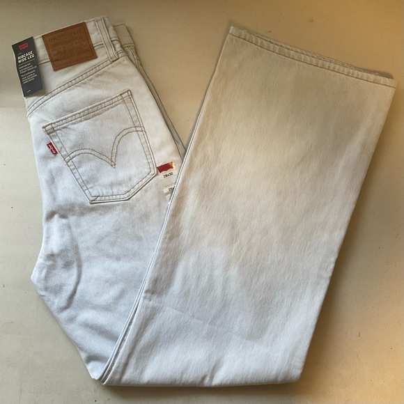 Levi’s | Ribcage Wide Leg Jeans - Picture 15 of 15